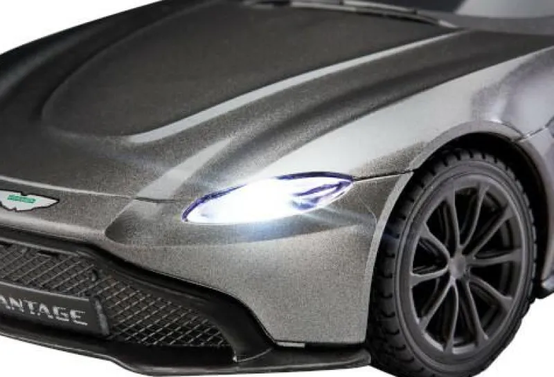 Revell Fahrzeuge Und Fluggeräte>Aston Martin Vantage