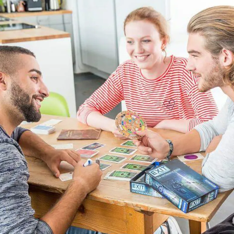 Kosmos Familien- Und Gesellschaftsspiele>EXIT® - Die Station im ewigen Eis