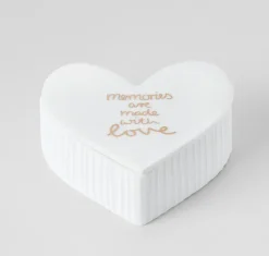 Räder Weiß>Herzdose,, Memories Are Made With Love" 8x7,2x3cm