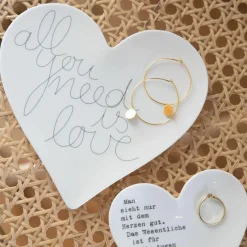 Räder Figuren>Herzteller klein „Man sieht nur..."