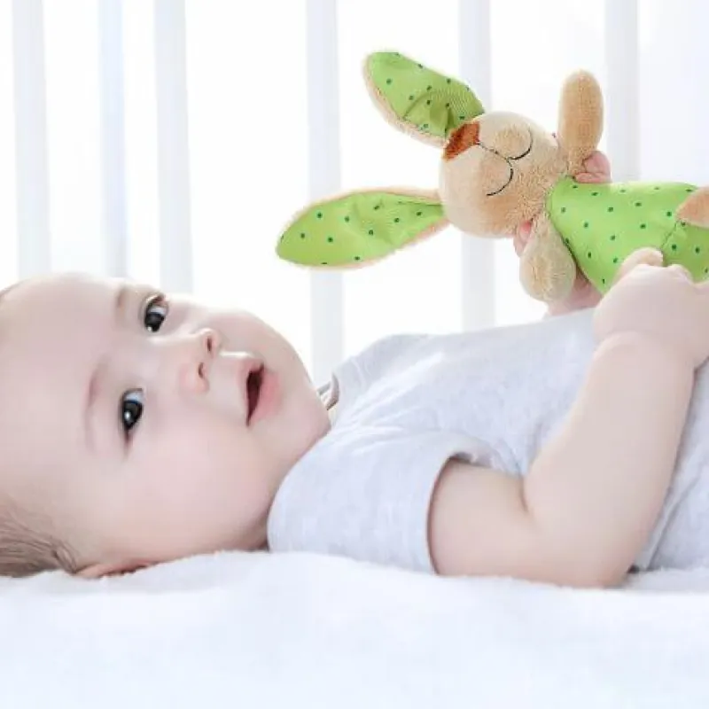 Sigikid® Kuscheln>Rassel Hase Red Stars