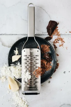 Microplane Schälen Und Zerkleinern><noscript><img width=